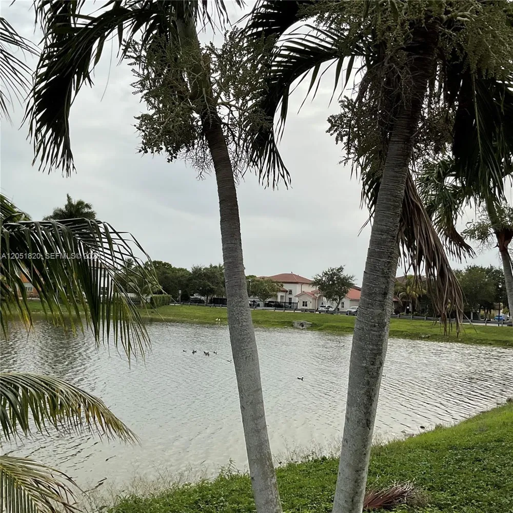 15350 SW 11 ST Miami, FL 33178