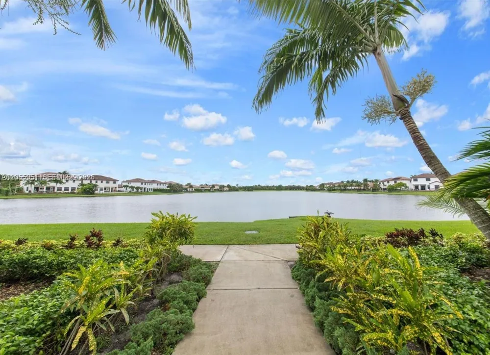 2955 Tortola Way Cooper City, FL 33024