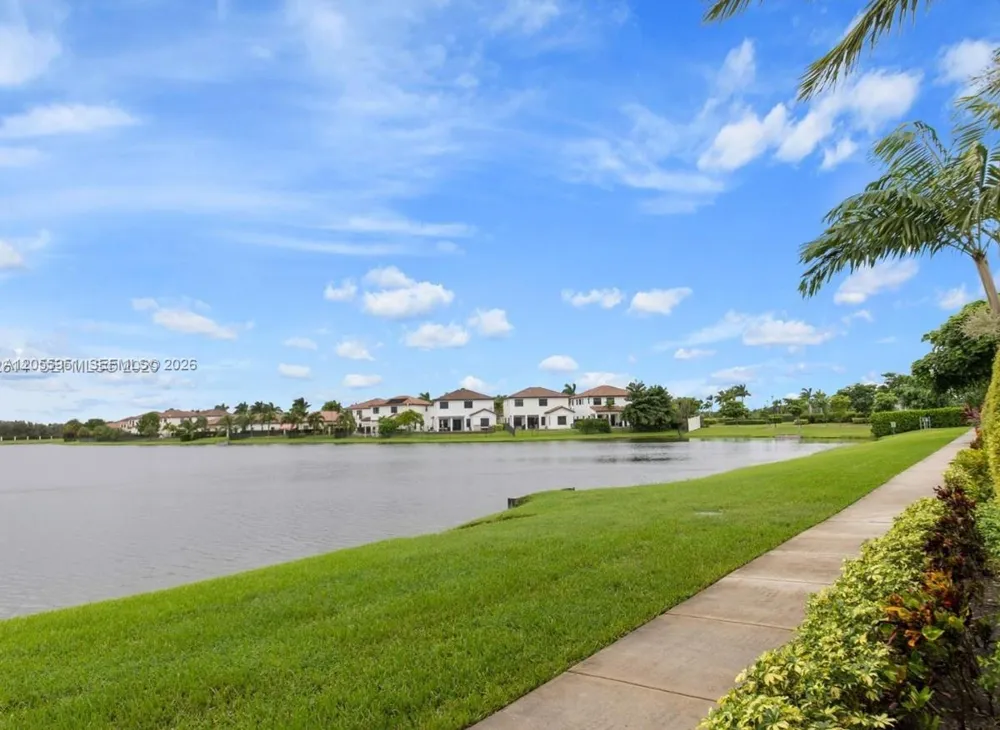 2955 Tortola Way Cooper City, FL 33024