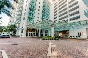 31 SE 5th St #705 Miami, FL 33131