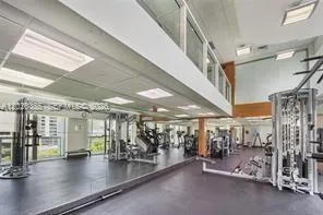 31 SE 5th St #705 Miami, FL 33131