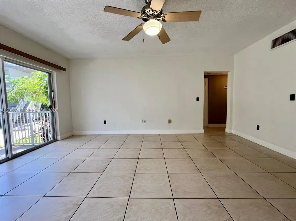 1150 99th St #6 Bay Harbor Islands, FL 33154