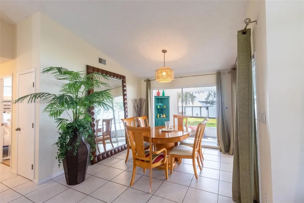 3118 Tanglewylde Avenue Lake Placid, FL 33852