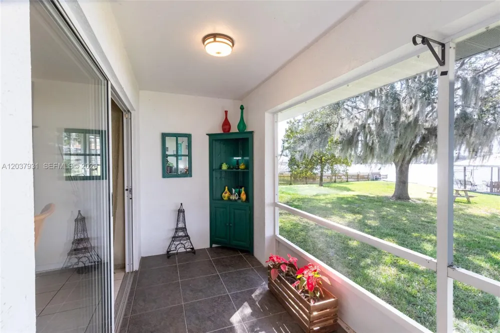 3118 Tanglewylde Avenue Lake Placid, FL 33852
