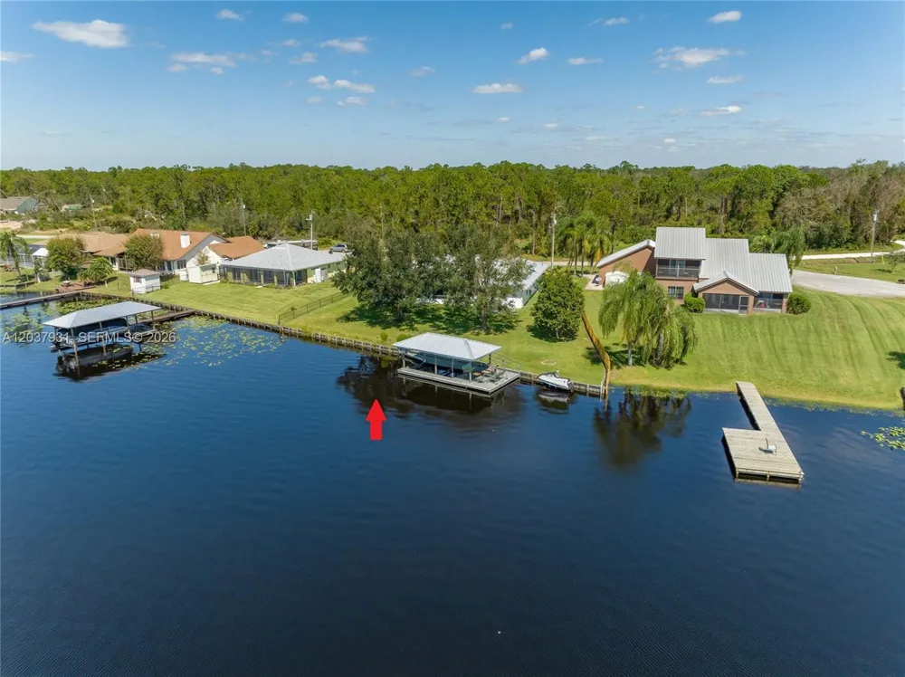 3118 Tanglewylde Avenue Lake Placid, FL 33852