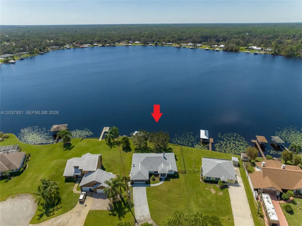 3118 Tanglewylde Avenue Lake Placid, FL 33852