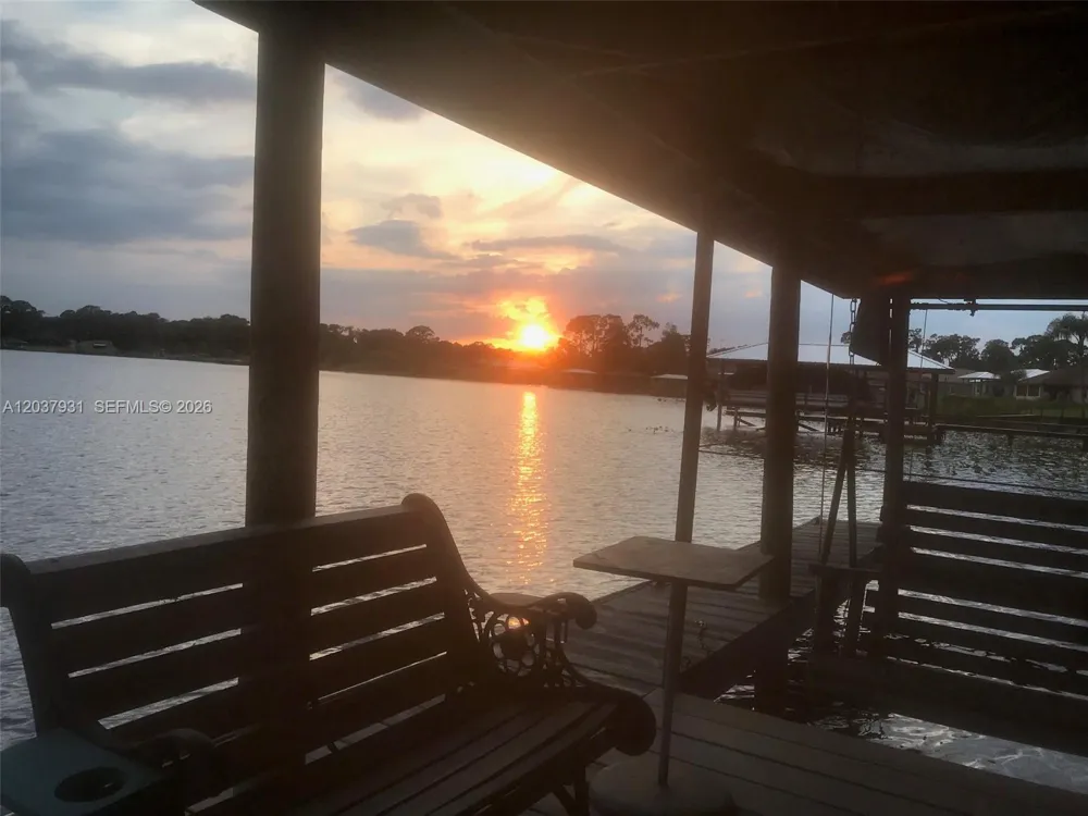 3118 Tanglewylde Avenue Lake Placid, FL 33852