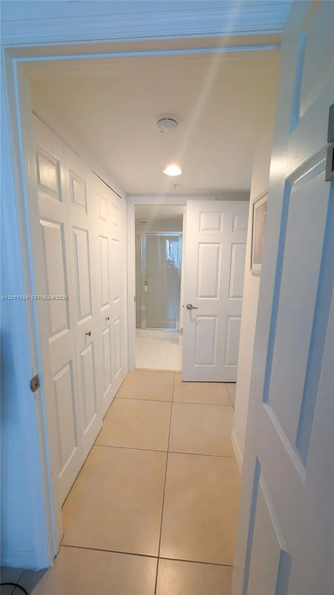 1155 Brickell Bay Dr #2508 Miami, FL 33131