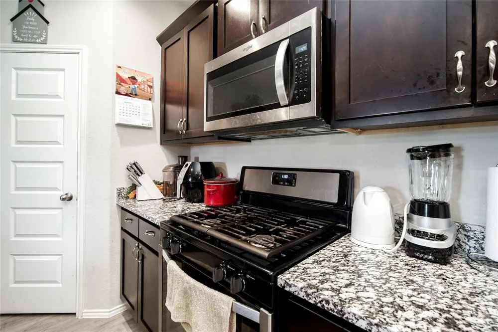 6802 Amber Cliff Lane Rosenberg, TX 77469