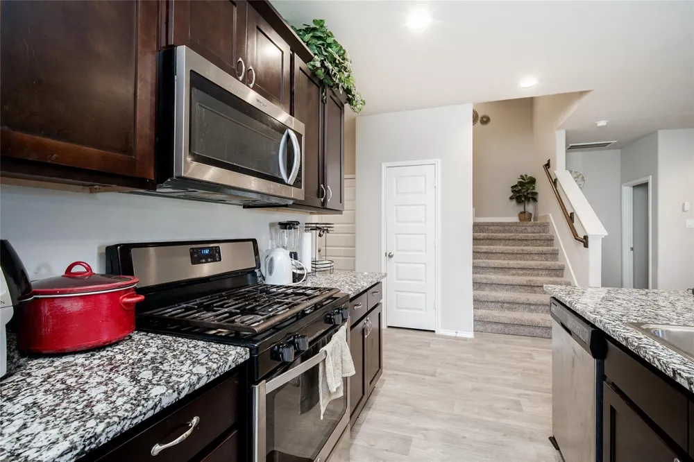 6802 Amber Cliff Lane Rosenberg, TX 77469