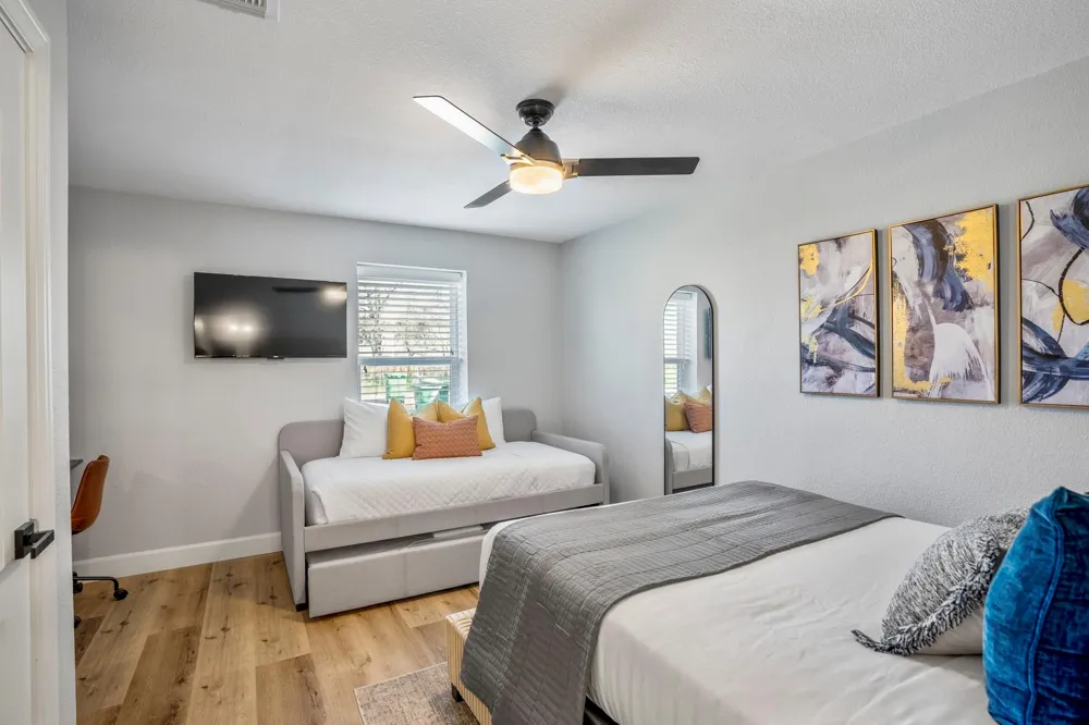 3814 Seabrook Street Houston, TX 77021