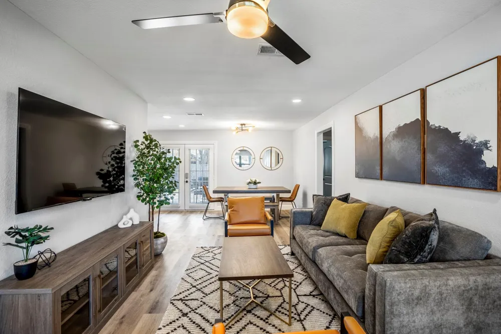 3814 Seabrook Street Houston, TX 77021