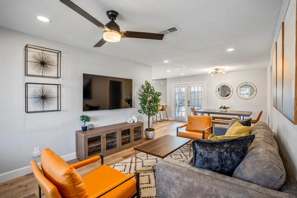3814 Seabrook Street Houston, TX 77021