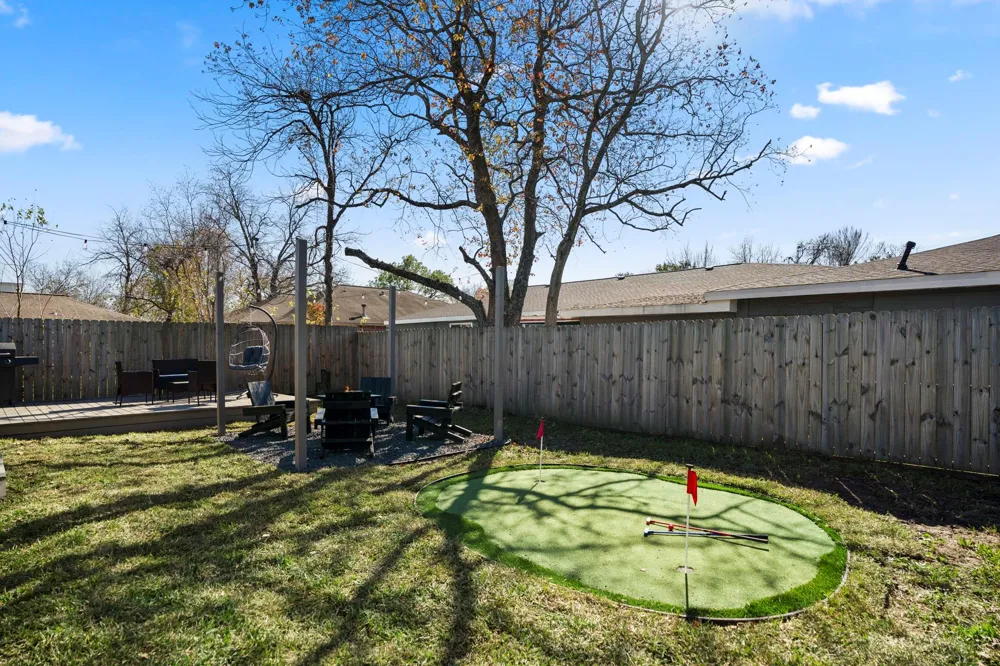 3814 Seabrook Street Houston, TX 77021