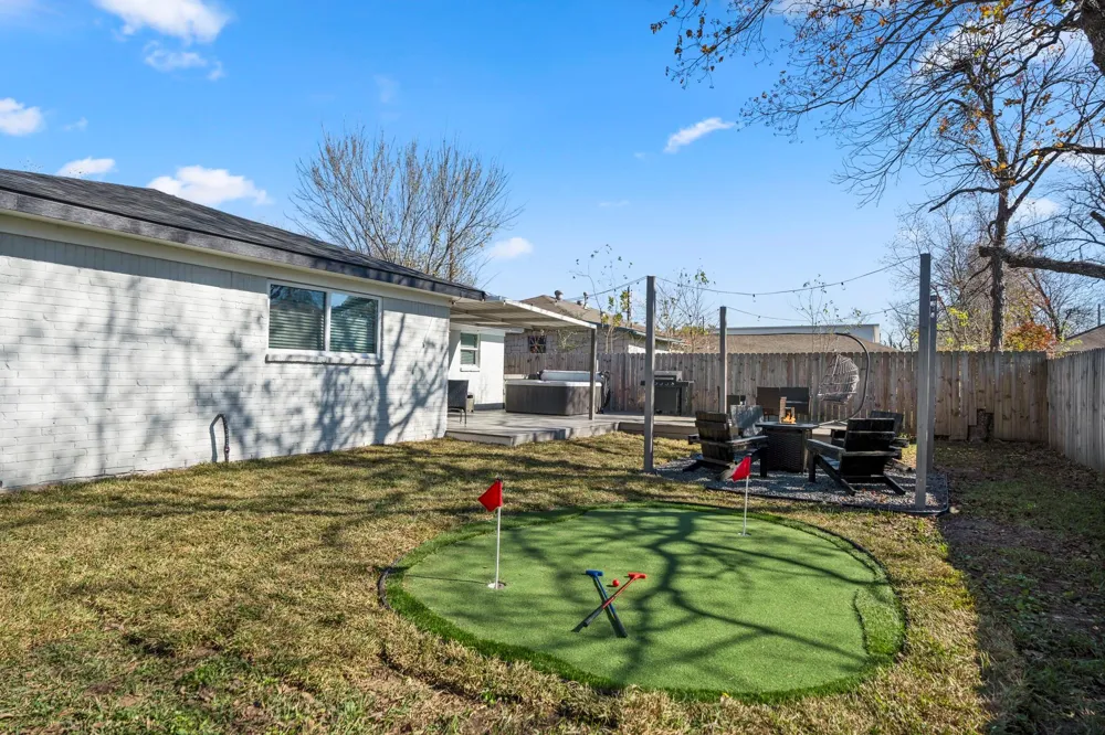 3814 Seabrook Street Houston, TX 77021