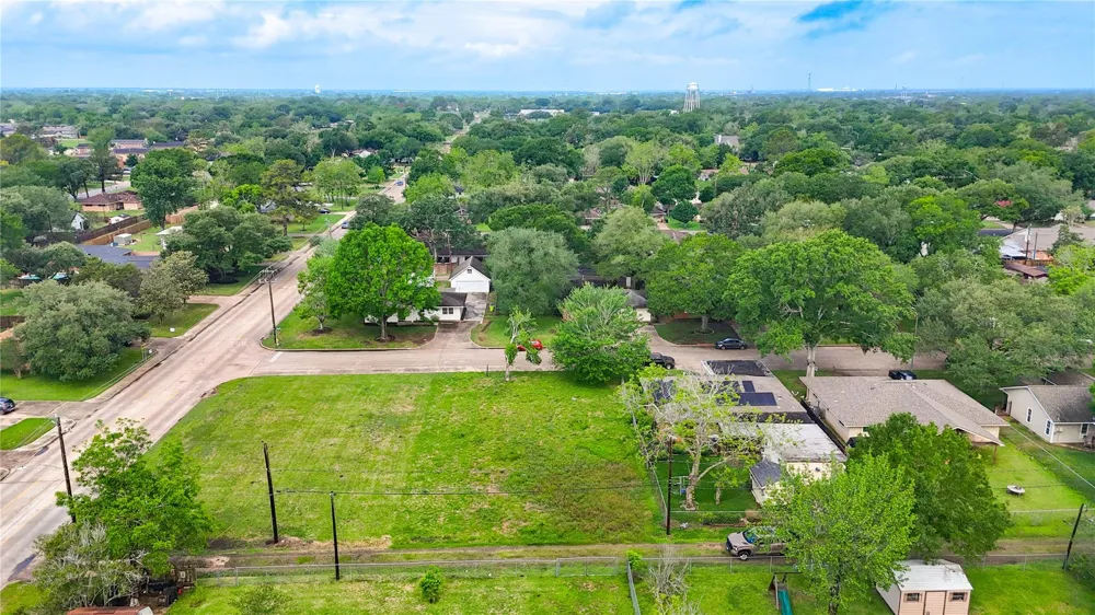Miles Street Rosenberg, TX 77471