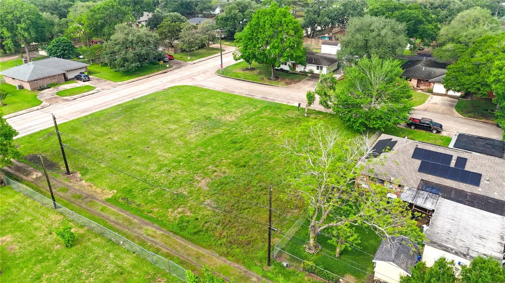 Miles Street Rosenberg, TX 77471