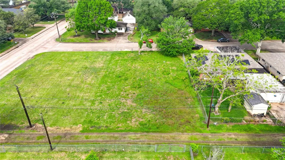 Miles Street Rosenberg, TX 77471