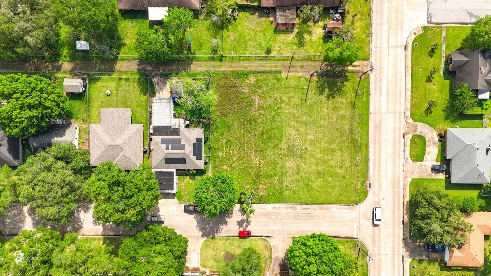 Miles Street Rosenberg, TX 77471