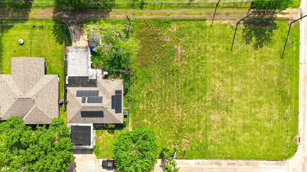 Miles Street Rosenberg, TX 77471