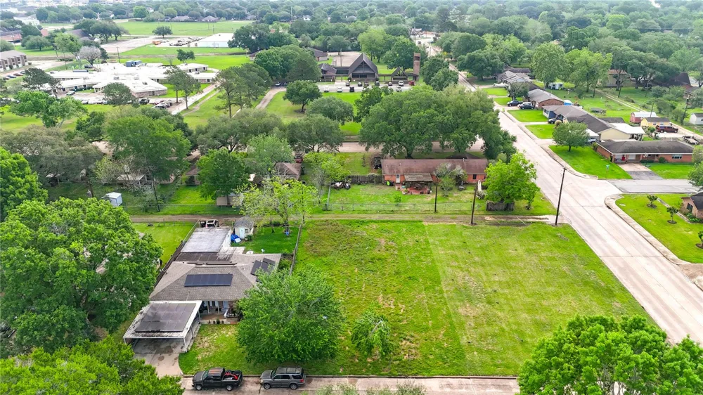 Miles Street Rosenberg, TX 77471