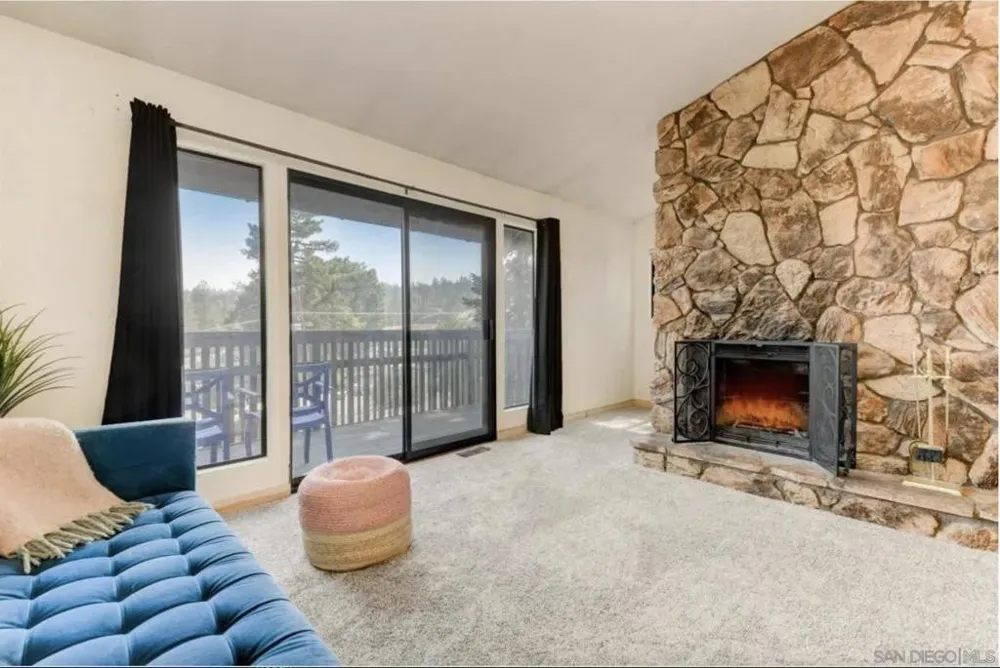 1274 clubview drive Big Bear, CA 92315