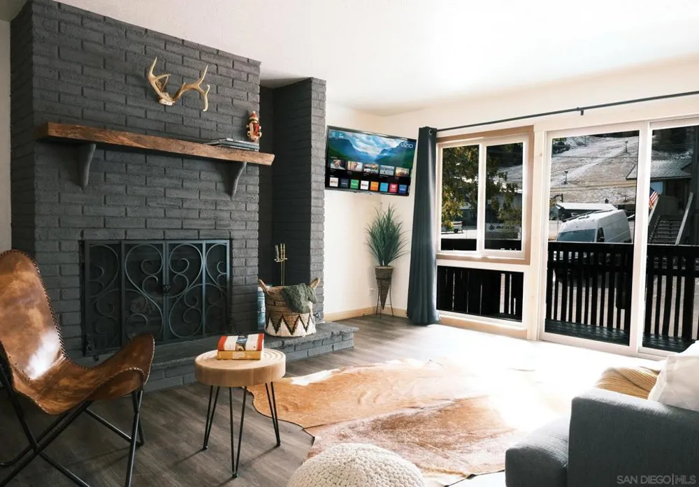 1288 clubview drive Big Bear, CA 92315