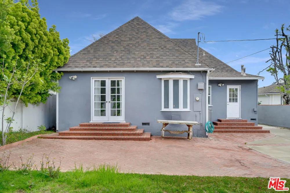 149 S Kenter Avenue Los Angeles, CA 90049