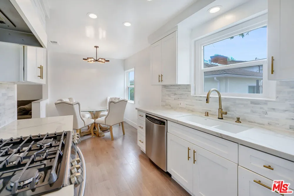 149 S Kenter Avenue Los Angeles, CA 90049