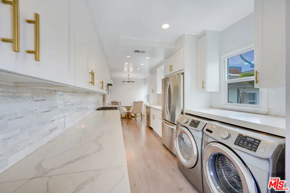 149 S Kenter Avenue Los Angeles, CA 90049