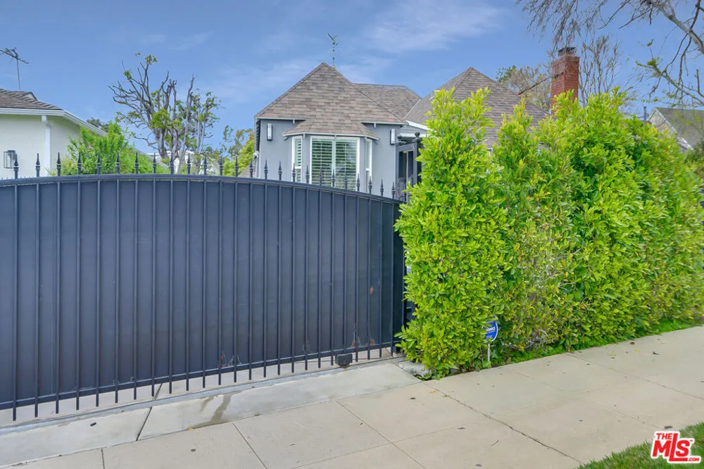 149 S Kenter Avenue Los Angeles, CA 90049