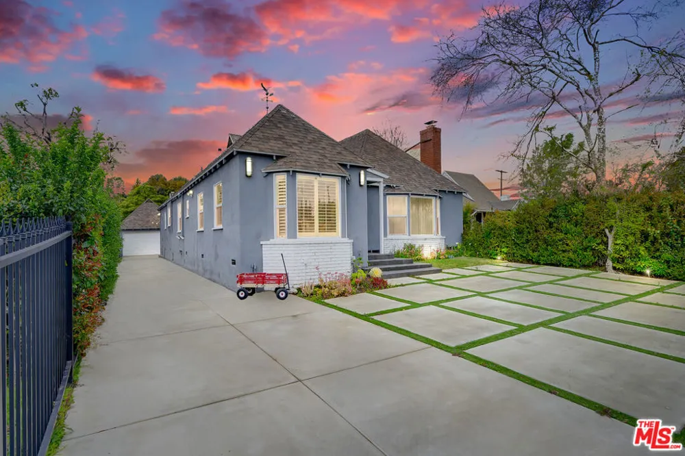 149 S Kenter Avenue Los Angeles, CA 90049