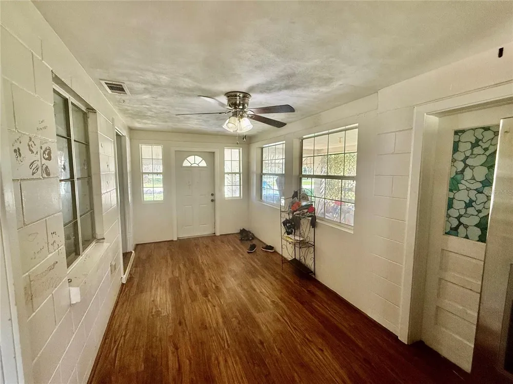 255 VALENCIA ROAD Debary, FL 32713