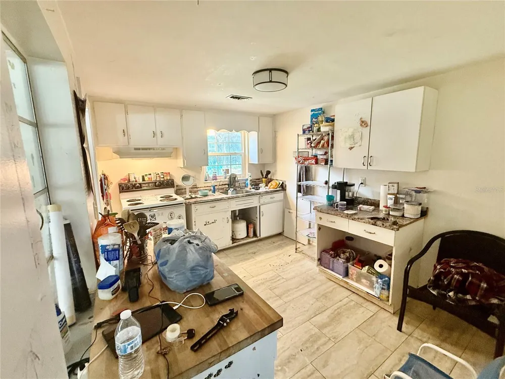 255 VALENCIA ROAD Debary, FL 32713