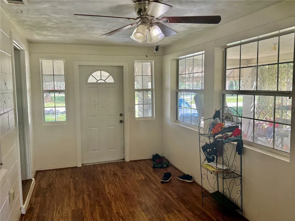 255 VALENCIA ROAD Debary, FL 32713