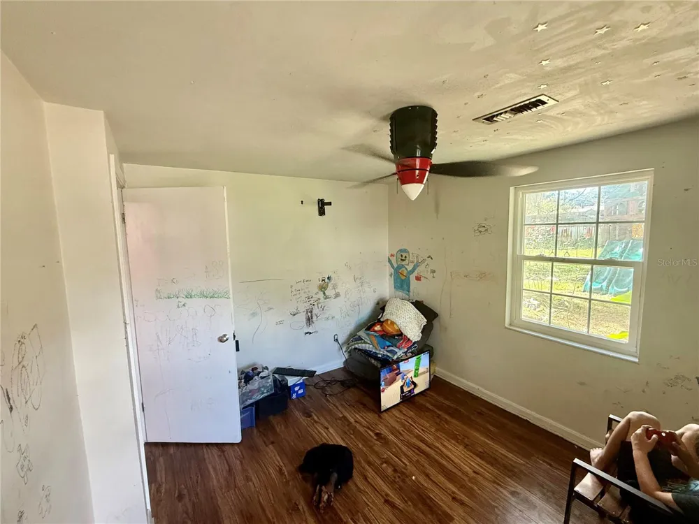255 VALENCIA ROAD Debary, FL 32713