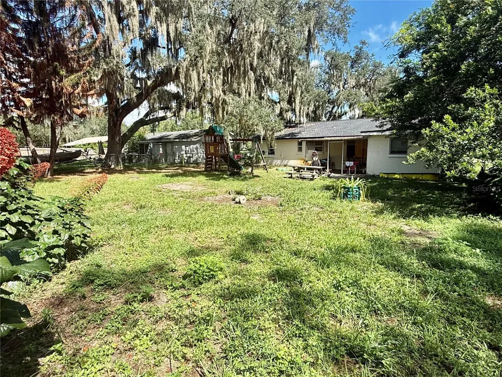255 VALENCIA ROAD Debary, FL 32713