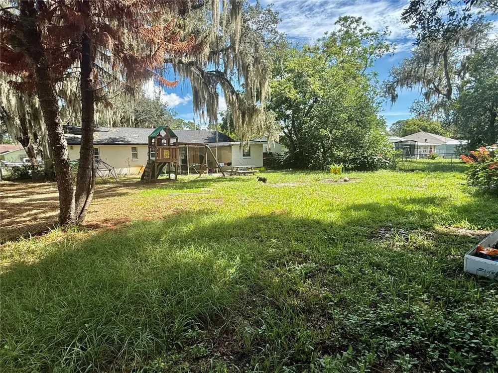 255 VALENCIA ROAD Debary, FL 32713
