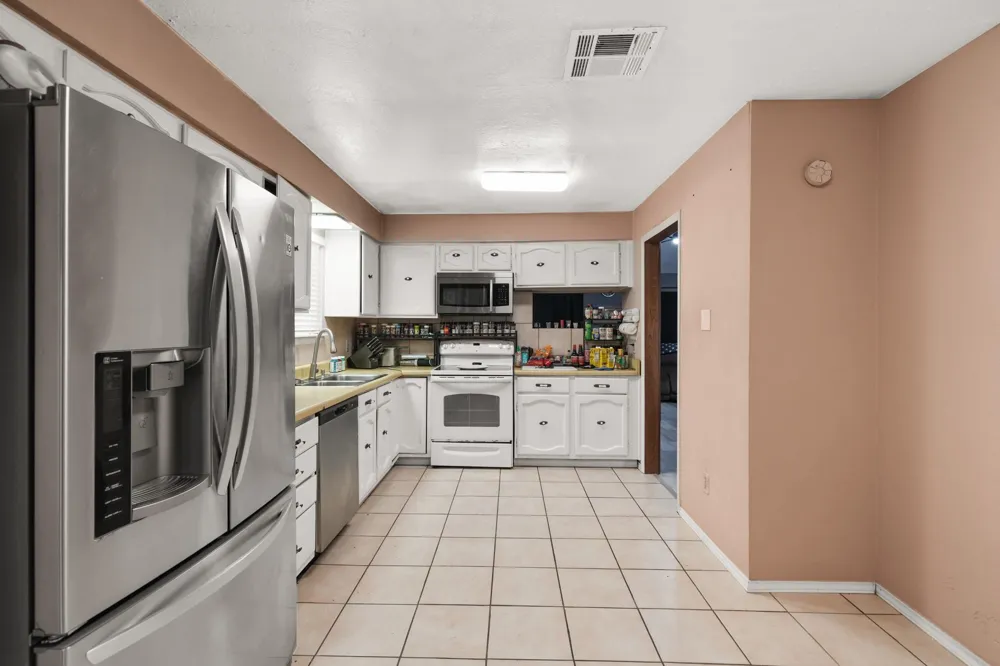 10119 Stonemont Road La Porte, TX 77571