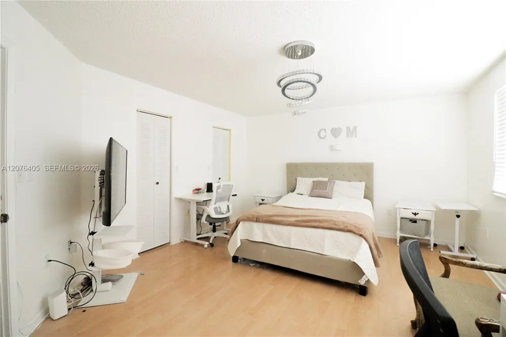 14615 SW 142nd Place Cir Miami, FL 33186