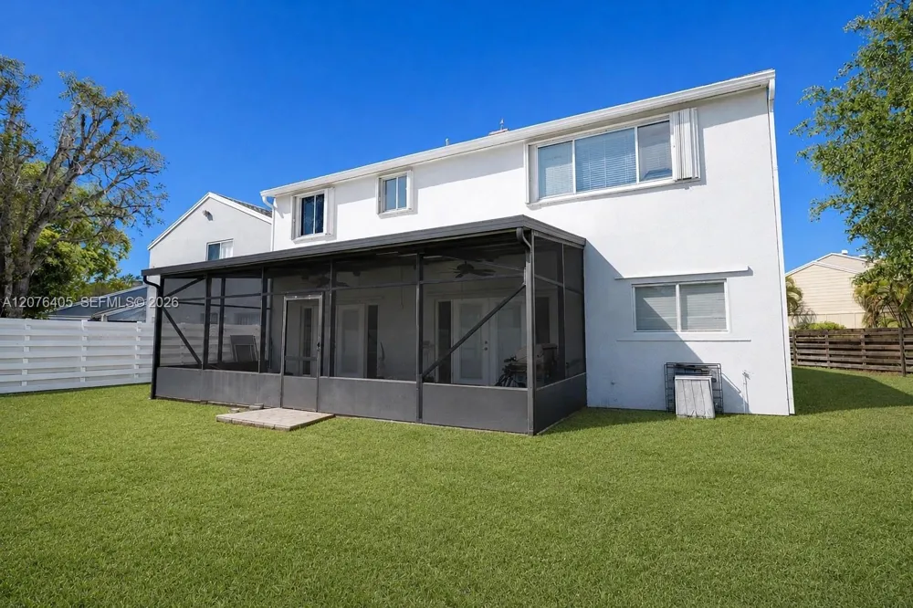 14615 SW 142nd Place Cir Miami, FL 33186