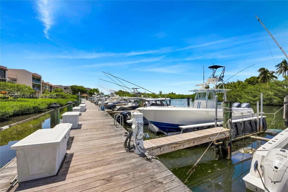 6200 SW 152nd St Palmetto Bay, FL 33157