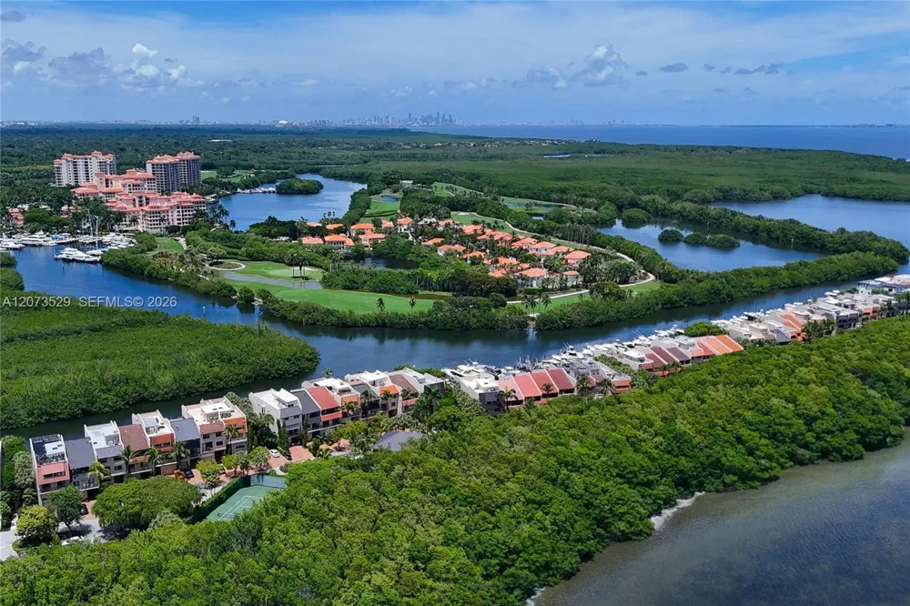 6200 SW 152nd St Palmetto Bay, FL 33157