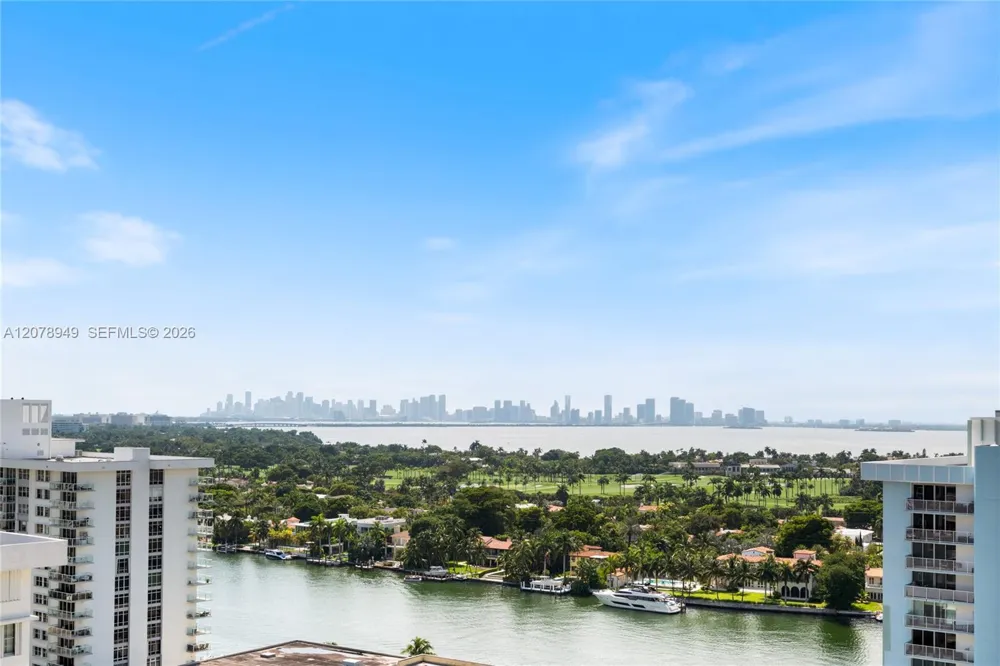 5875 Collins Ave #1902 Miami Beach, FL 33140