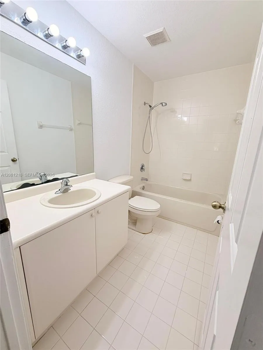 2628 SE 14th Ave #308 Homestead, FL 33035