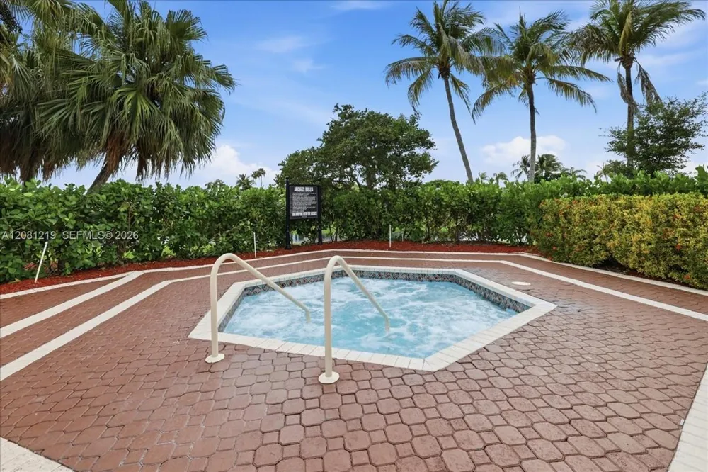 2614 SE 21st Ct #201-B Homestead, FL 33035