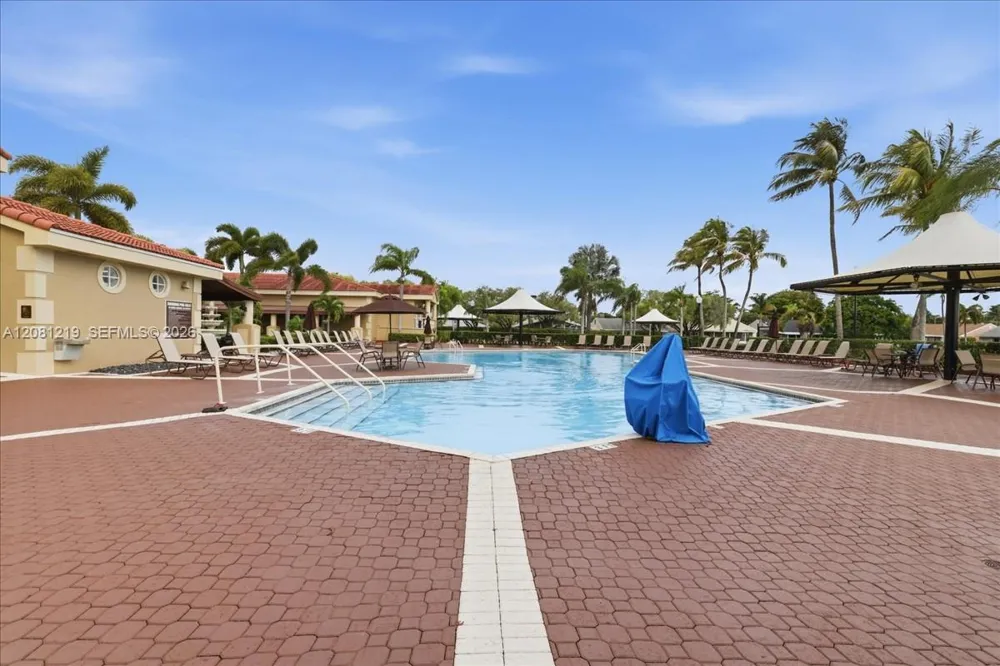 2614 SE 21st Ct #201-B Homestead, FL 33035