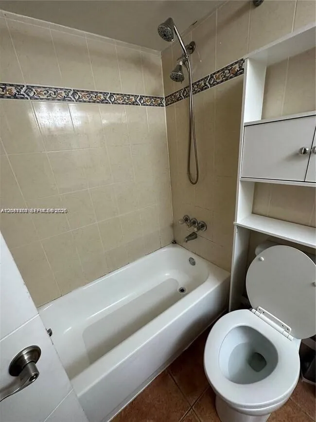 1801 S Treasure Dr #112 North Bay Village, FL 33141
