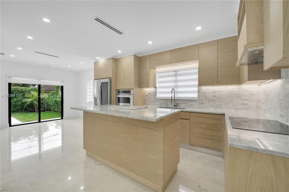 728 Majorca Ave Coral Gables, FL 33134