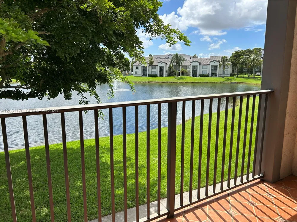 4440 NW 107th Ave #208-7 Doral, FL 33178